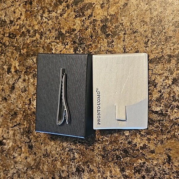 Pronto Uomo Tie Clip - Silver & Gold colour - Picture 4 of 7